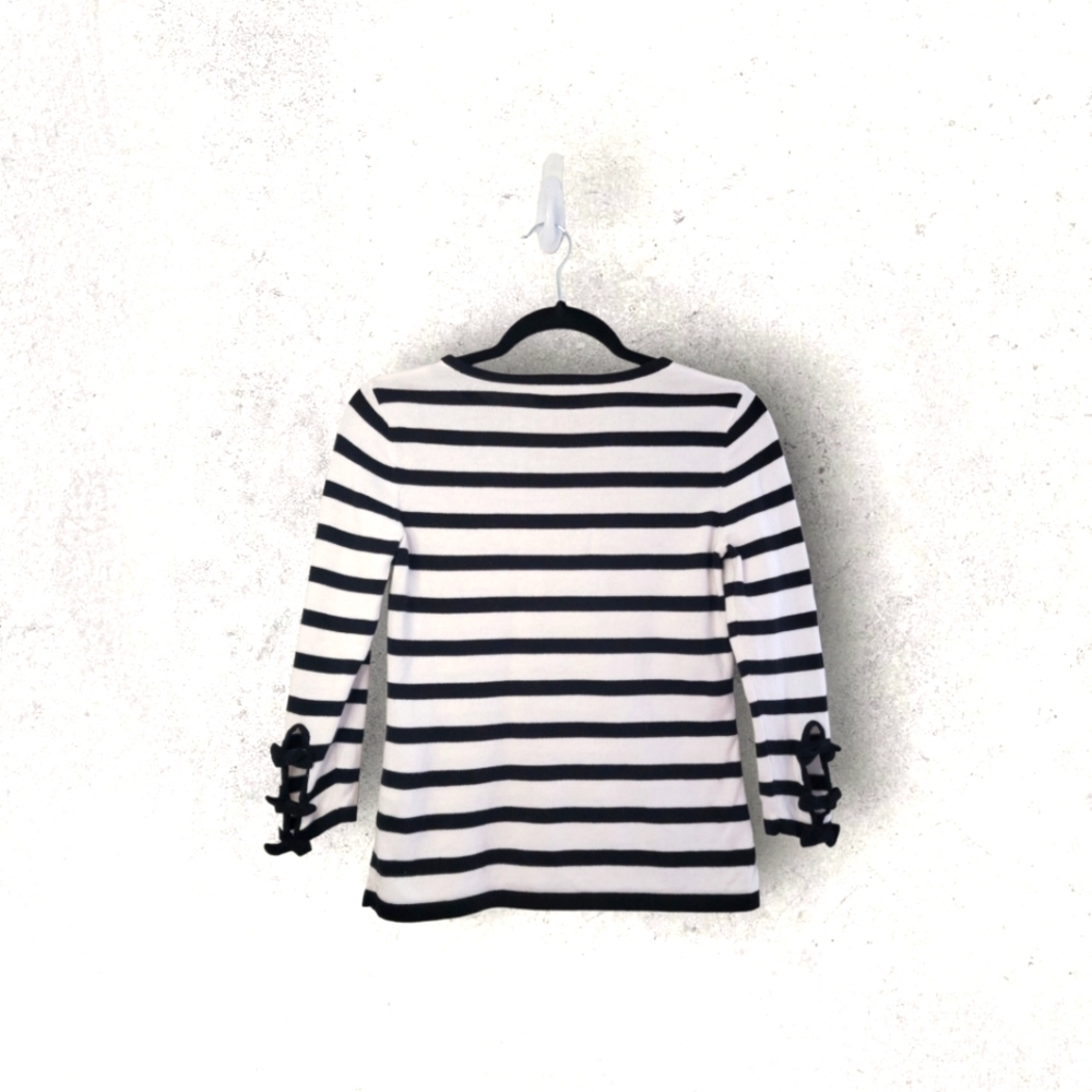 CeCe Sweater Size XS, Fits Small